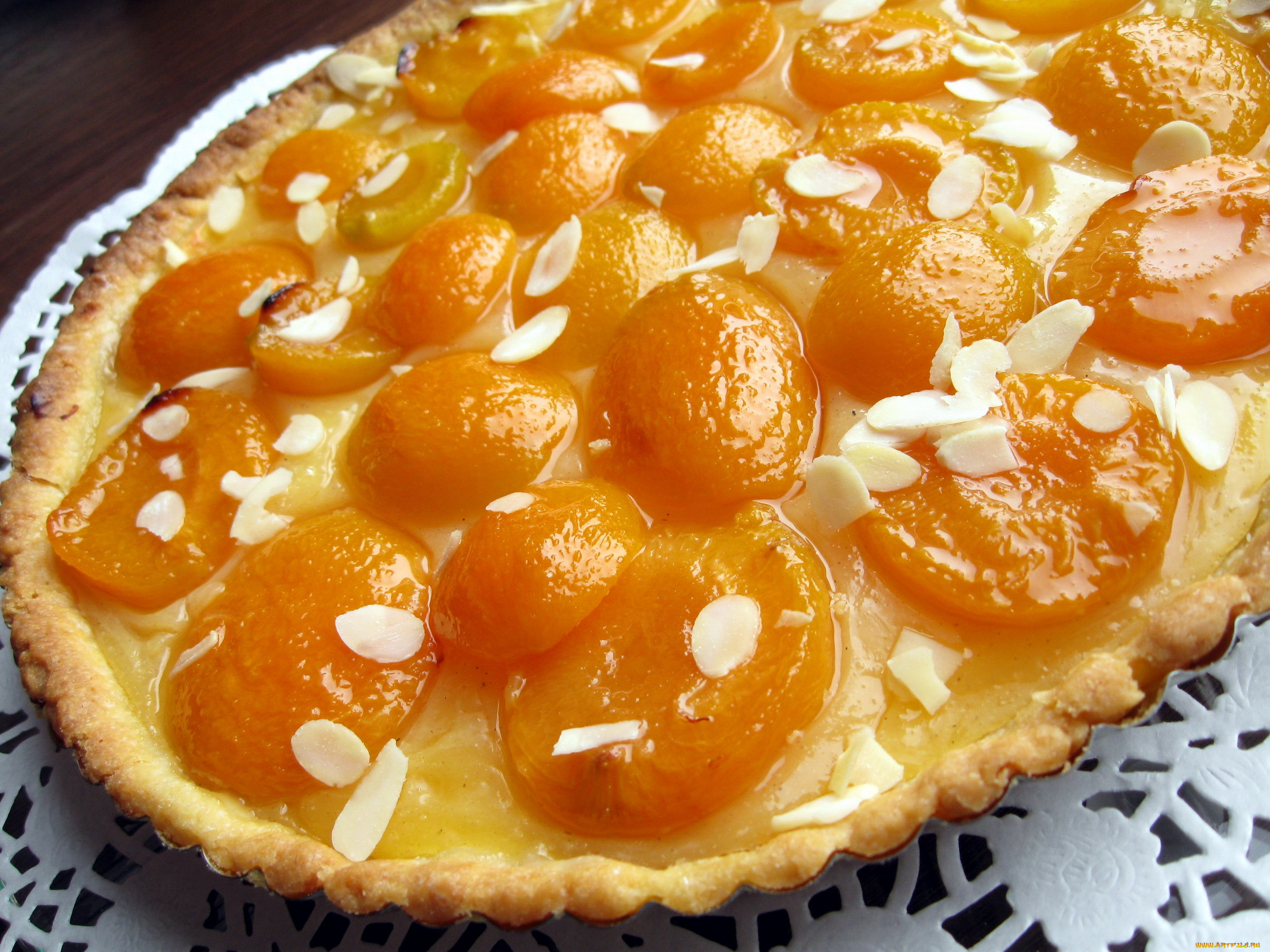 Пирог с маринованными персиками рецепт с фото
